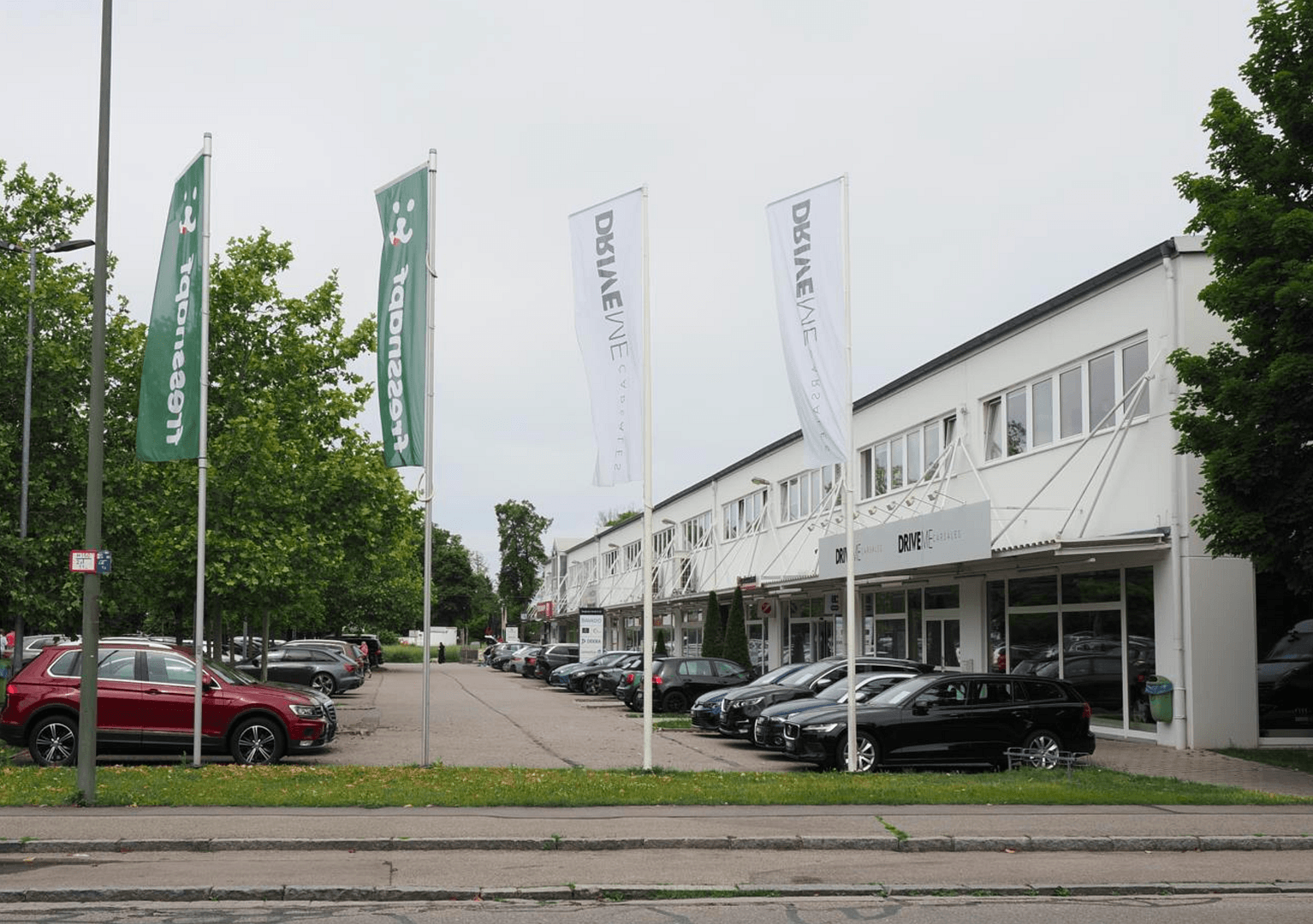 Prenájom nebytového priestoru 800 m², Berghamer Str. 10, Erding, Bavorsko Prenájom nebytového priestoru 800 m², Berghamer Str. 10, Erding, Bavorsko