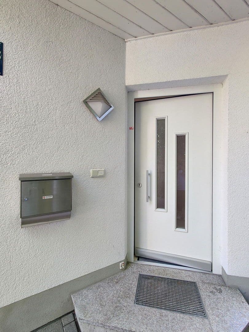 Predaj domu 153 m², pozemek 456 m², München, Bavorsko Predaj domu 153 m², pozemek 456 m², München, Bavorsko