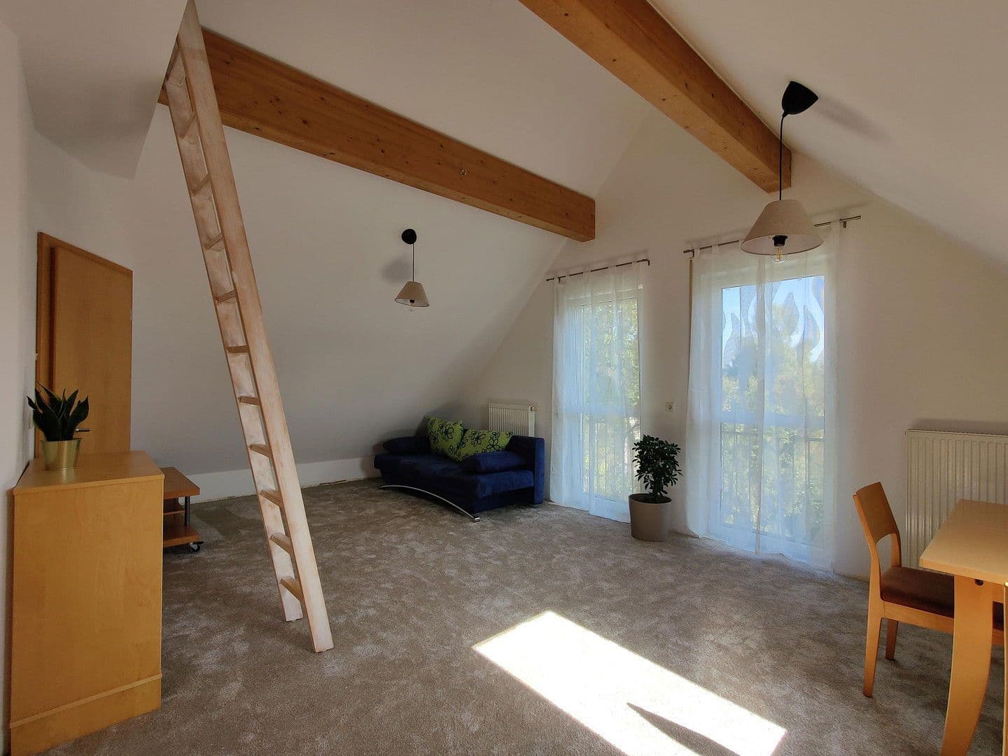 Predaj domu 153 m², pozemek 456 m², München, Bavorsko Predaj domu 153 m², pozemek 456 m², München, Bavorsko