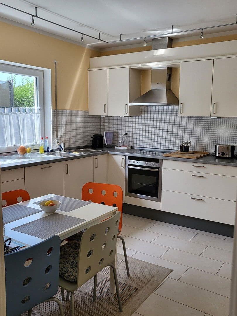 Prenájom domu 145 m², pozemek 289 m², Pfaffenhofen, Bavorsko Prenájom domu 145 m², pozemek 289 m², Pfaffenhofen, Bavorsko