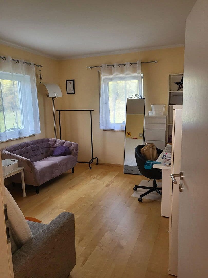 Prenájom domu 145 m², pozemek 289 m², Pfaffenhofen, Bavorsko Prenájom domu 145 m², pozemek 289 m², Pfaffenhofen, Bavorsko