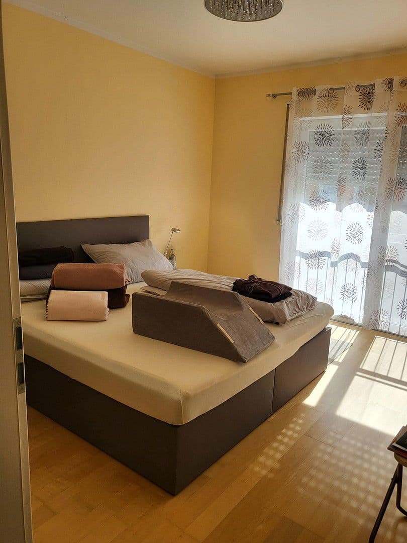 Prenájom domu 145 m², pozemek 289 m², Pfaffenhofen, Bavorsko Prenájom domu 145 m², pozemek 289 m², Pfaffenhofen, Bavorsko