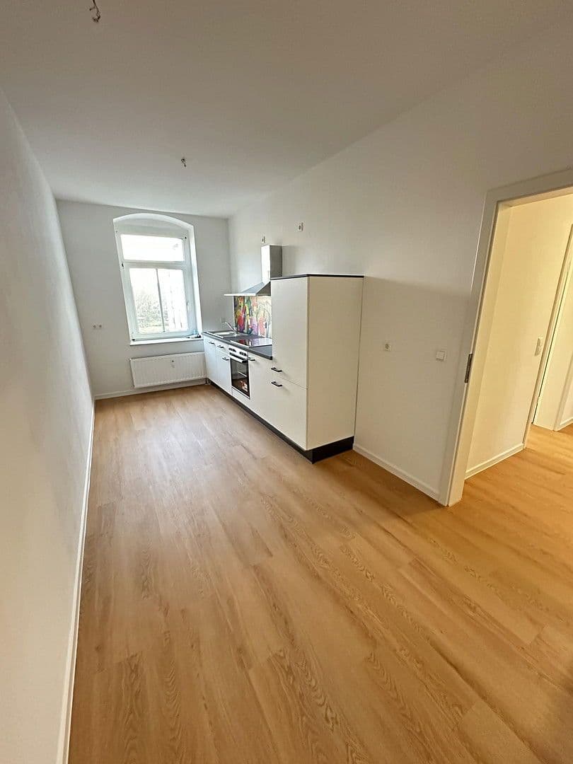 Prenájom bytu 3-izbový 89 m², Fritz-Matschke-Str. 12, Chemnitz, Sasko Prenájom bytu 3-izbový 89 m², Fritz-Matschke-Str. 12, Chemnitz, Sasko