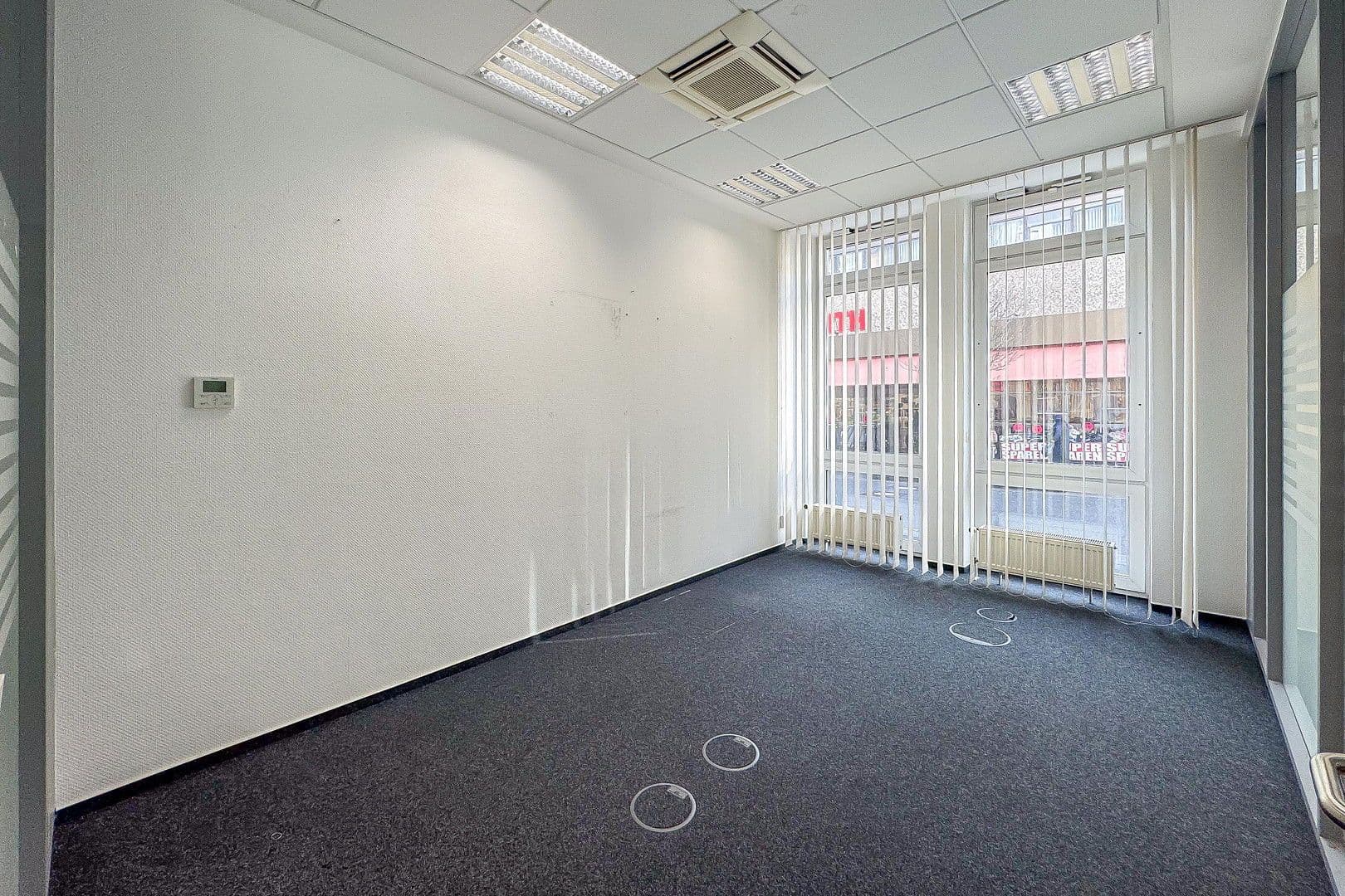 Prenájom nebytového priestoru 320 m², Voerder Straße 14, Hagen, Severné Porýnie - Westfálsko Prenájom nebytového priestoru 320 m², Voerder Straße 14, Hagen, Severné Porýnie - Westfálsko