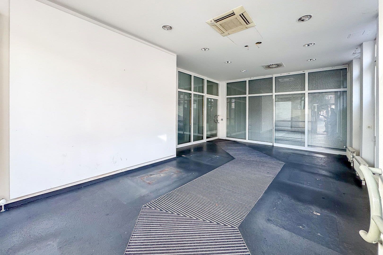 Prenájom kancelárie 320 m², Voerder Straße 14, Hagen, Severné Porýnie - Westfálsko Prenájom kancelárie 320 m², Voerder Straße 14, Hagen, Severné Porýnie - Westfálsko