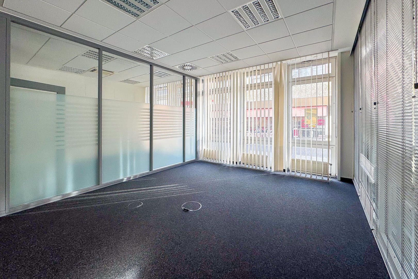 Prenájom kancelárie 320 m², Voerder Straße 14, Hagen, Severné Porýnie - Westfálsko Prenájom kancelárie 320 m², Voerder Straße 14, Hagen, Severné Porýnie - Westfálsko