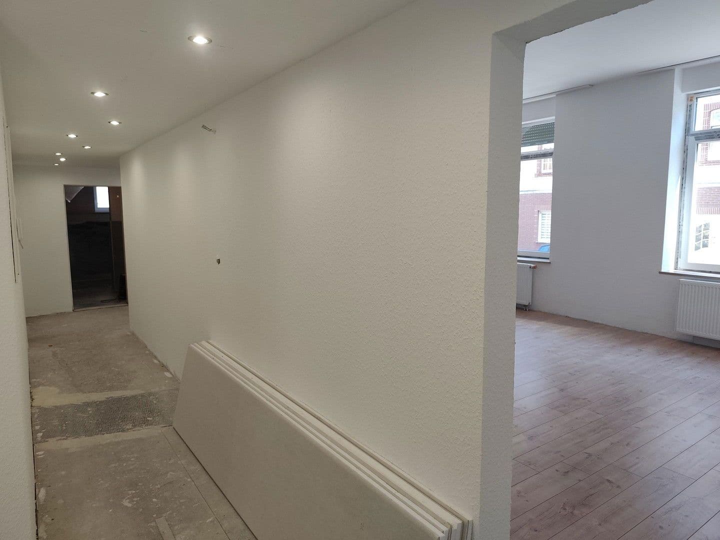 Prenájom bytu 4-izbový 165 m², Kortwiese 14, Essen, Severné Porýnie - Westfálsko Prenájom bytu 4-izbový 165 m², Kortwiese 14, Essen, Severné Porýnie - Westfálsko