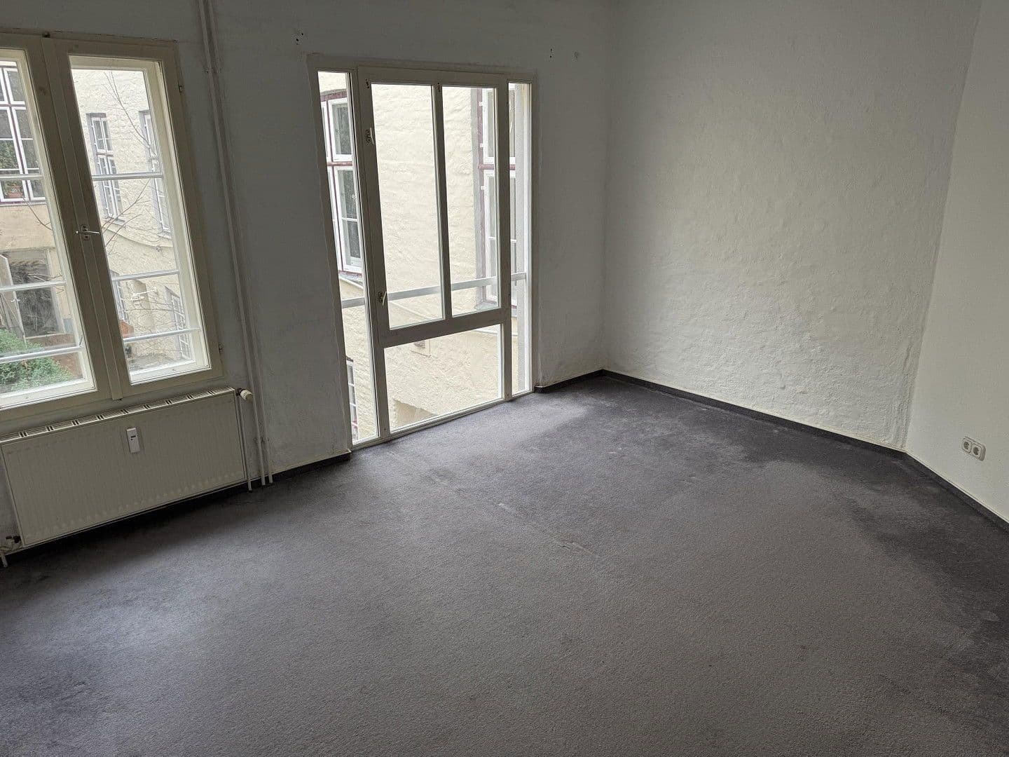 Prenájom bytu 2-izbový 55 m², Große Burgstraße 17, Lübeck, Šlezvicko-Holštajnsko Prenájom bytu 2-izbový 55 m², Große Burgstraße 17, Lübeck, Šlezvicko-Holštajnsko