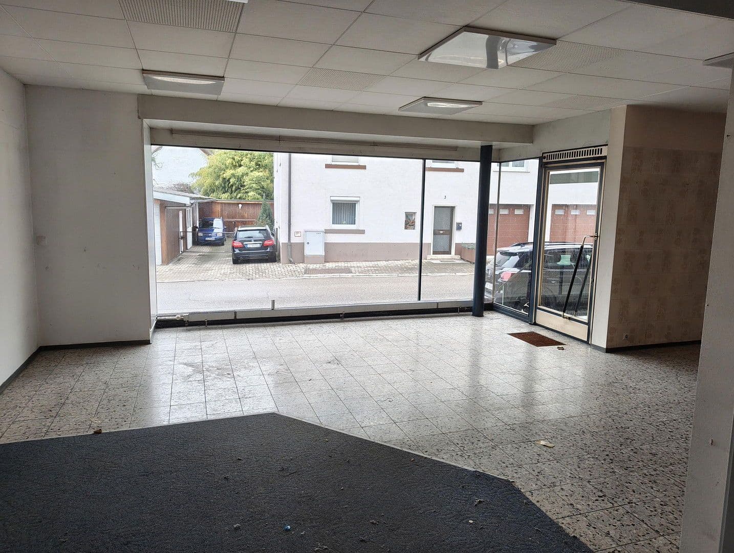 Prenájom kancelárie 50 m², Klosterstr. 6, Grenzach-Wyhlen, Bádensko-Wurttembersko Prenájom kancelárie 50 m², Klosterstr. 6, Grenzach-Wyhlen, Bádensko-Wurttembersko