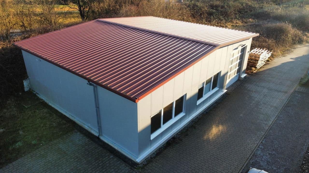 Prenájom nebytového priestoru 200 m², Fliederstrasse, Obrigheim, Bádensko-Wurttembersko Prenájom nebytového priestoru 200 m², Fliederstrasse, Obrigheim, Bádensko-Wurttembersko