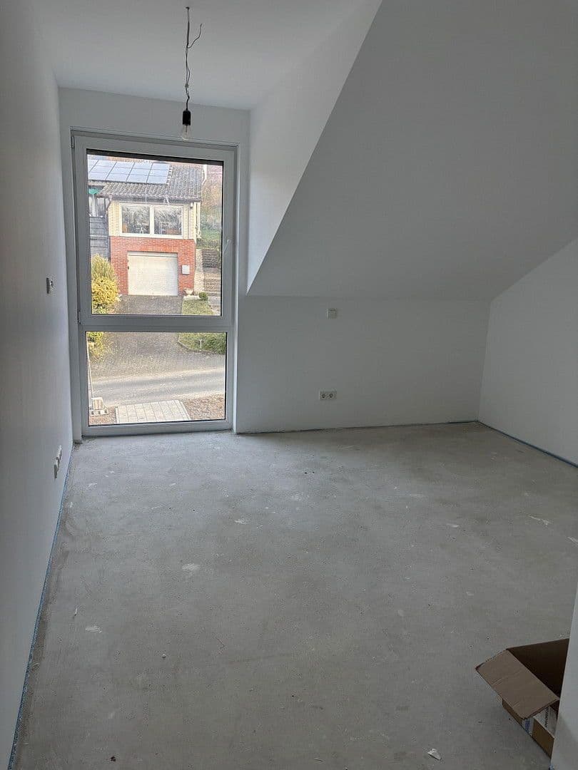 Predaj bytu 4-izbový 140 m², Neunkirchen-Seelscheid, Severné Porýnie - Westfálsko Predaj bytu 4-izbový 140 m², Neunkirchen-Seelscheid, Severné Porýnie - Westfálsko