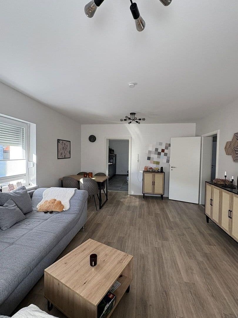 Prenájom bytu 2-izbový 83 m², Bismarckstr. 5, Grünberg, Hesensko Prenájom bytu 2-izbový 83 m², Bismarckstr. 5, Grünberg, Hesensko