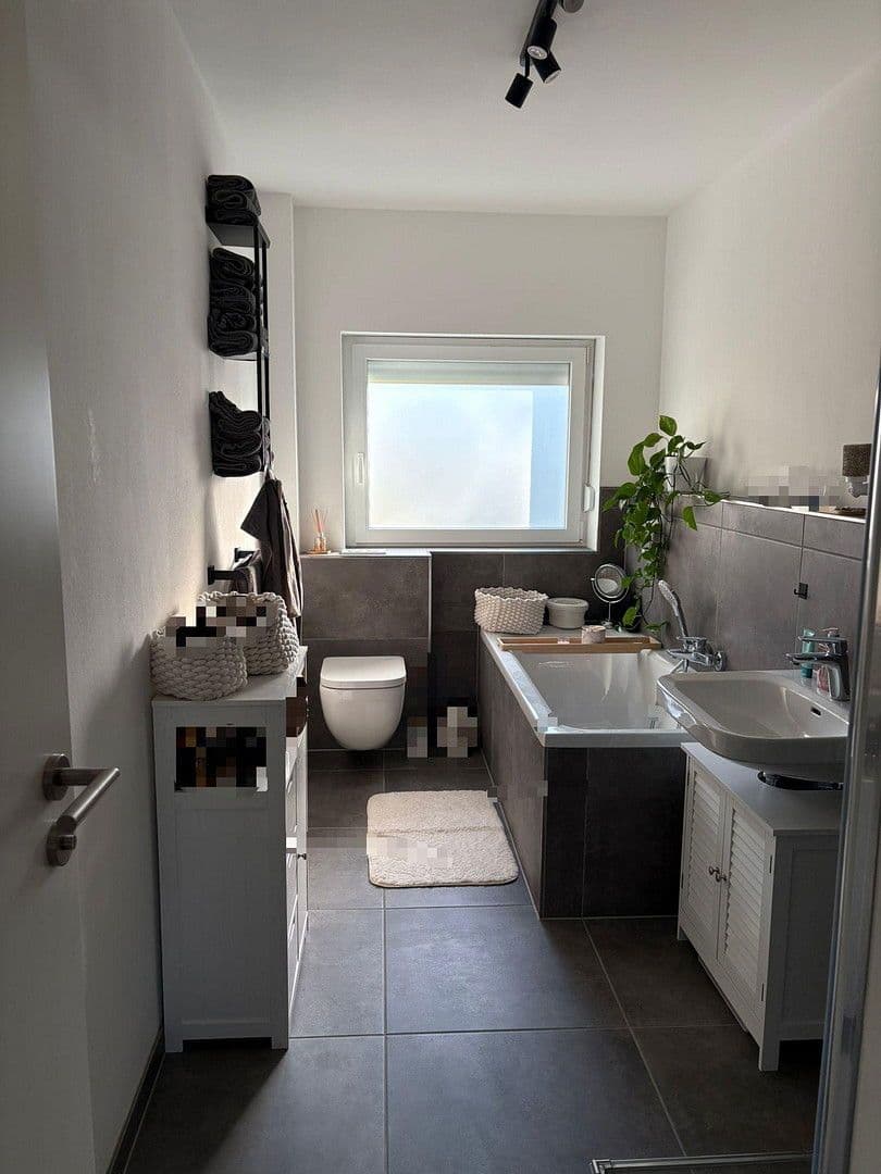 Prenájom bytu 2-izbový 83 m², Bismarckstr. 5, Grünberg, Hesensko Prenájom bytu 2-izbový 83 m², Bismarckstr. 5, Grünberg, Hesensko