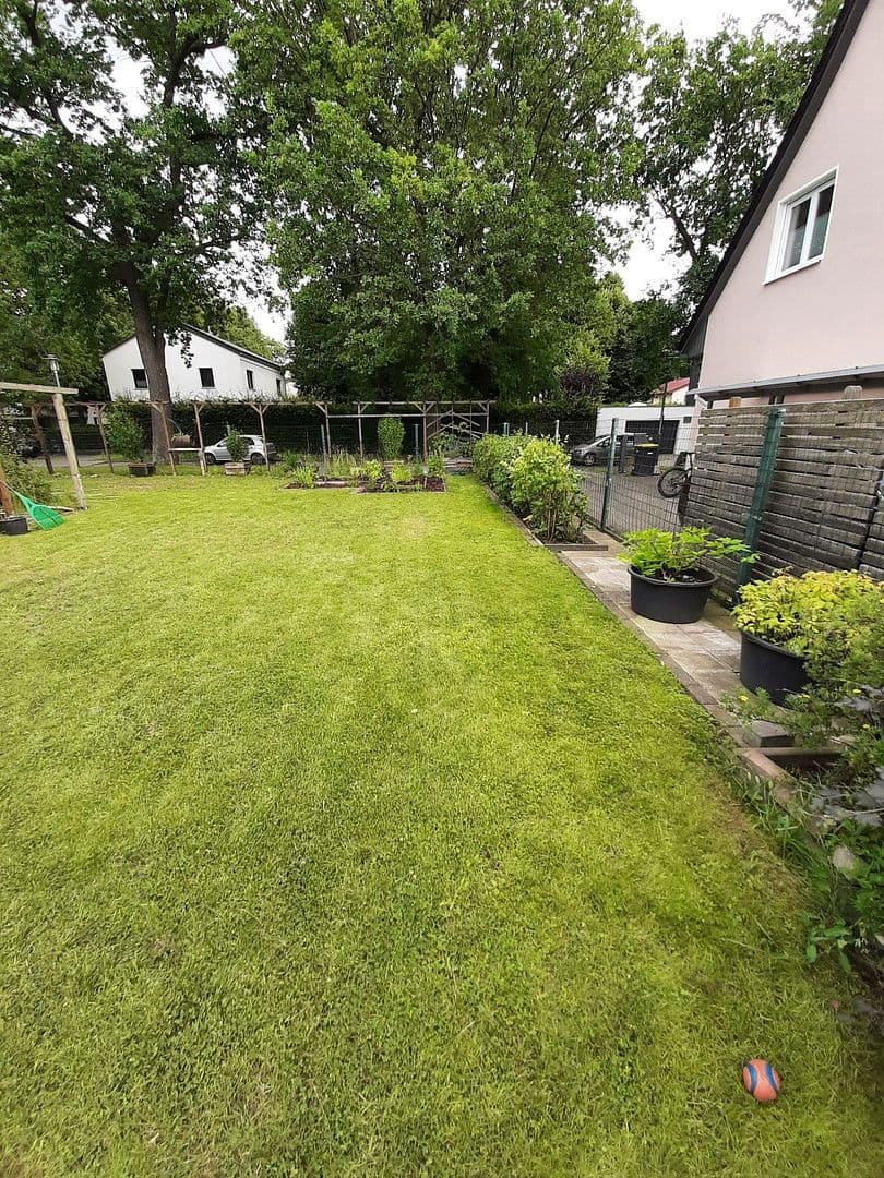 Predaj domu 134 m², pozemek 783 m², Wacholderweg 3, Dallgow-Döberitz, Brandenbursko Predaj domu 134 m², pozemek 783 m², Wacholderweg 3, Dallgow-Döberitz, Brandenbursko