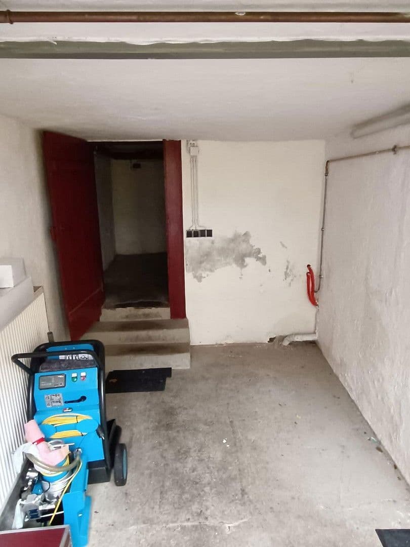 Prenájom nebytového priestoru 70 m², Hirsauer Str. 159/161, Pforzheim, Bádensko-Wurttembersko Prenájom nebytového priestoru 70 m², Hirsauer Str. 159/161, Pforzheim, Bádensko-Wurttembersko