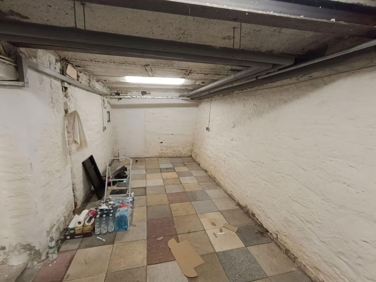 Prenájom nebytového priestoru 70 m², Hirsauer Str. 159/161, Pforzheim, Bádensko-Wurttembersko Prenájom nebytového priestoru 70 m², Hirsauer Str. 159/161, Pforzheim, Bádensko-Wurttembersko