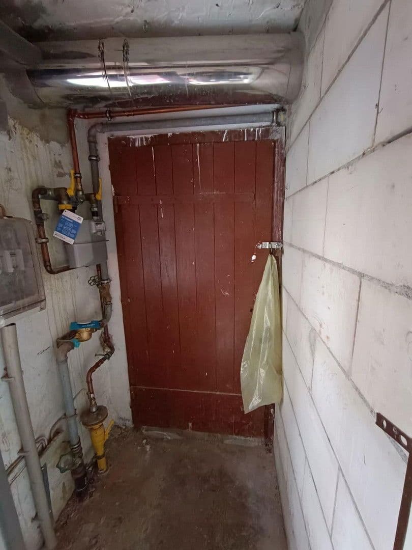 Prenájom nebytového priestoru 70 m², Hirsauer Str. 159/161, Pforzheim, Bádensko-Wurttembersko Prenájom nebytového priestoru 70 m², Hirsauer Str. 159/161, Pforzheim, Bádensko-Wurttembersko