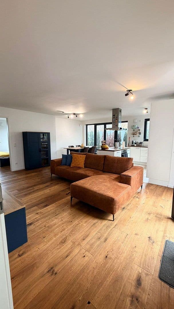 Prenájom bytu 2-izbový 81 m², Dorfstraße 13a, Germering, Bavorsko Prenájom bytu 2-izbový 81 m², Dorfstraße 13a, Germering, Bavorsko