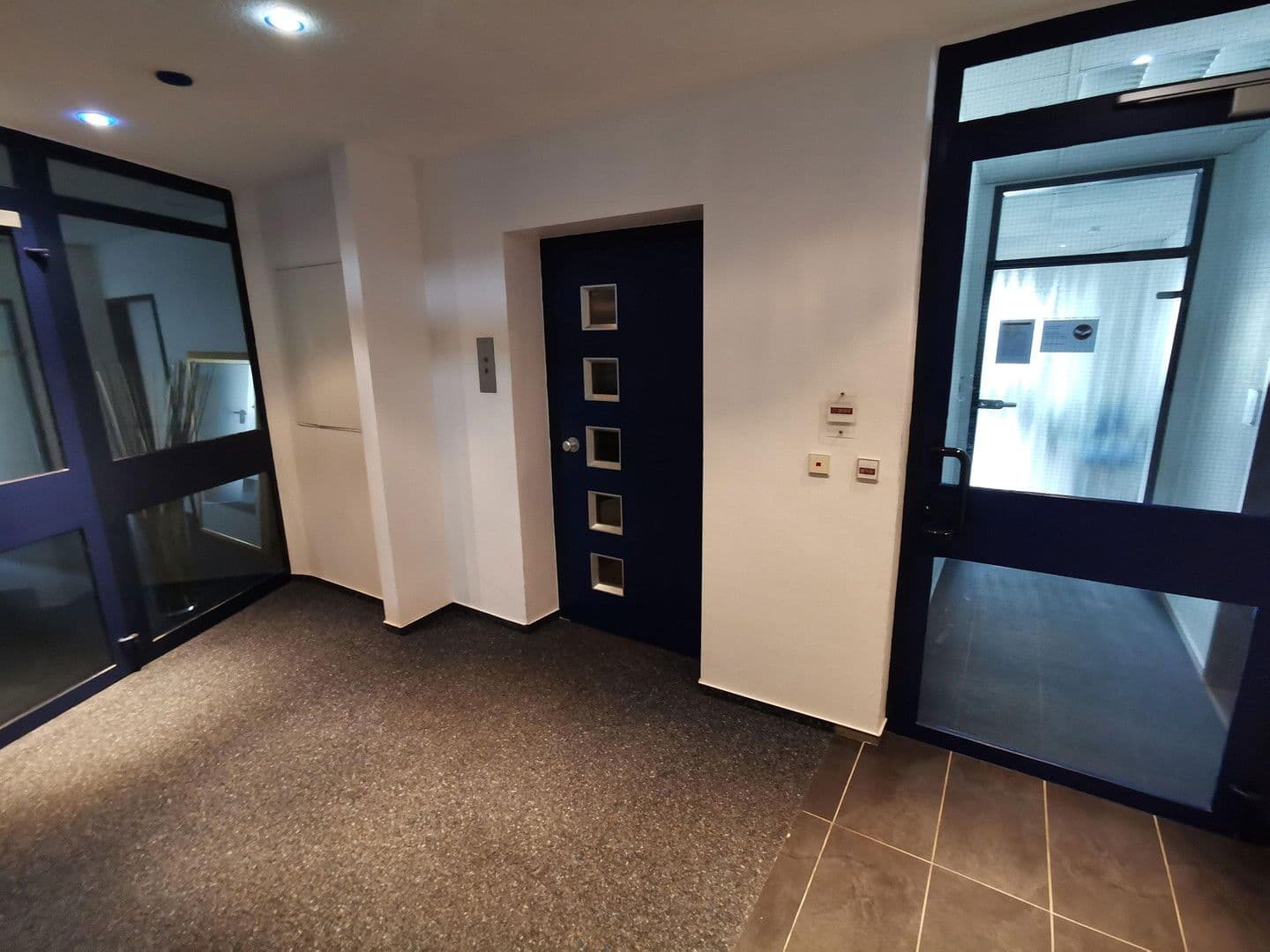 Prenájom kancelárie 154 m², Mengendamm 12, Hannover, Dolné Sasko Prenájom kancelárie 154 m², Mengendamm 12, Hannover, Dolné Sasko