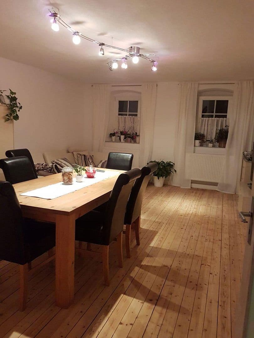 Predaj pozemku 6.246 m², Bundestraße 5, Seubersdorf in der Oberpfalz, Bavorsko Predaj pozemku 6.246 m², Bundestraße 5, Seubersdorf in der Oberpfalz, Bavorsko