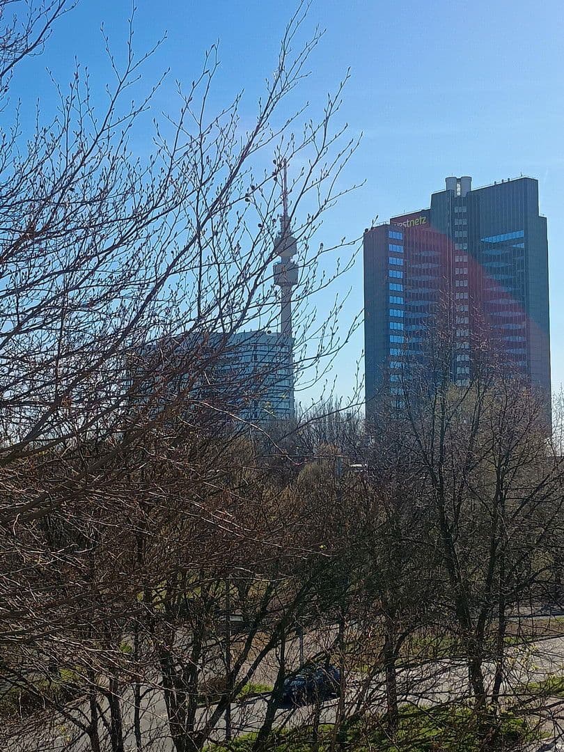 Prenájom bytu 3-izbový 74 m², Wilhelm-Crüwell-Straße 20, Dortmund, Severné Porýnie - Westfálsko Prenájom bytu 3-izbový 74 m², Wilhelm-Crüwell-Straße 20, Dortmund, Severné Porýnie - Westfálsko