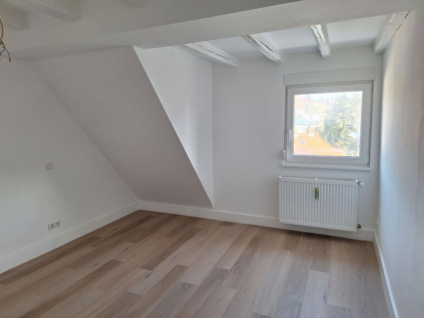 Prenájom bytu 4-izbový 98 m², Wilhelmstraße 16, Hofheim am Taunus, Hesensko Prenájom bytu 4-izbový 98 m², Wilhelmstraße 16, Hofheim am Taunus, Hesensko