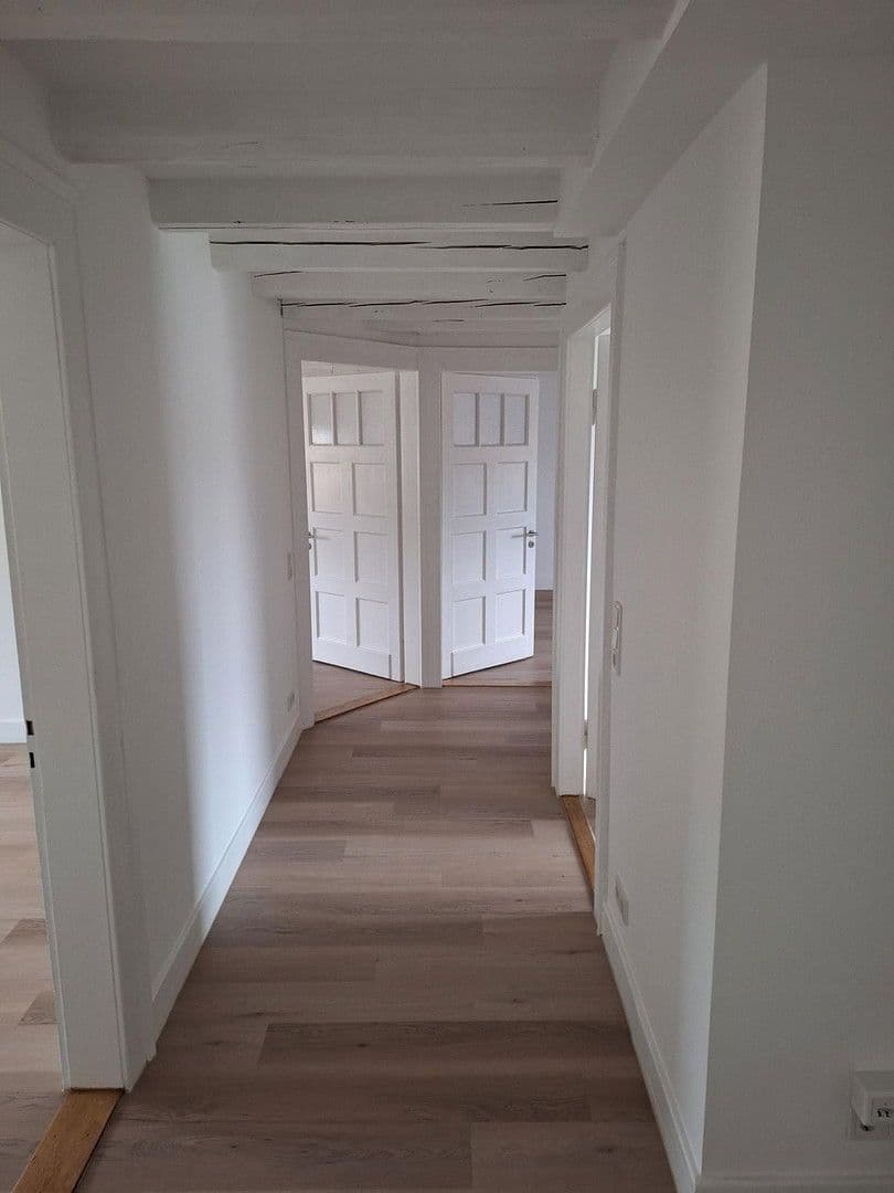 Prenájom bytu 4-izbový 98 m², Wilhelmstraße 16, Hofheim am Taunus, Hesensko Prenájom bytu 4-izbový 98 m², Wilhelmstraße 16, Hofheim am Taunus, Hesensko