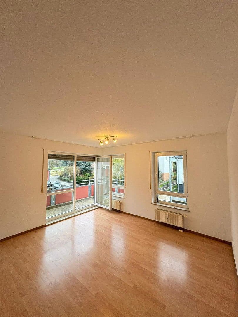 Prenájom bytu 2-izbový 61 m², Schillerstraße 10, Pfullingen, Bádensko-Wurttembersko Prenájom bytu 2-izbový 61 m², Schillerstraße 10, Pfullingen, Bádensko-Wurttembersko