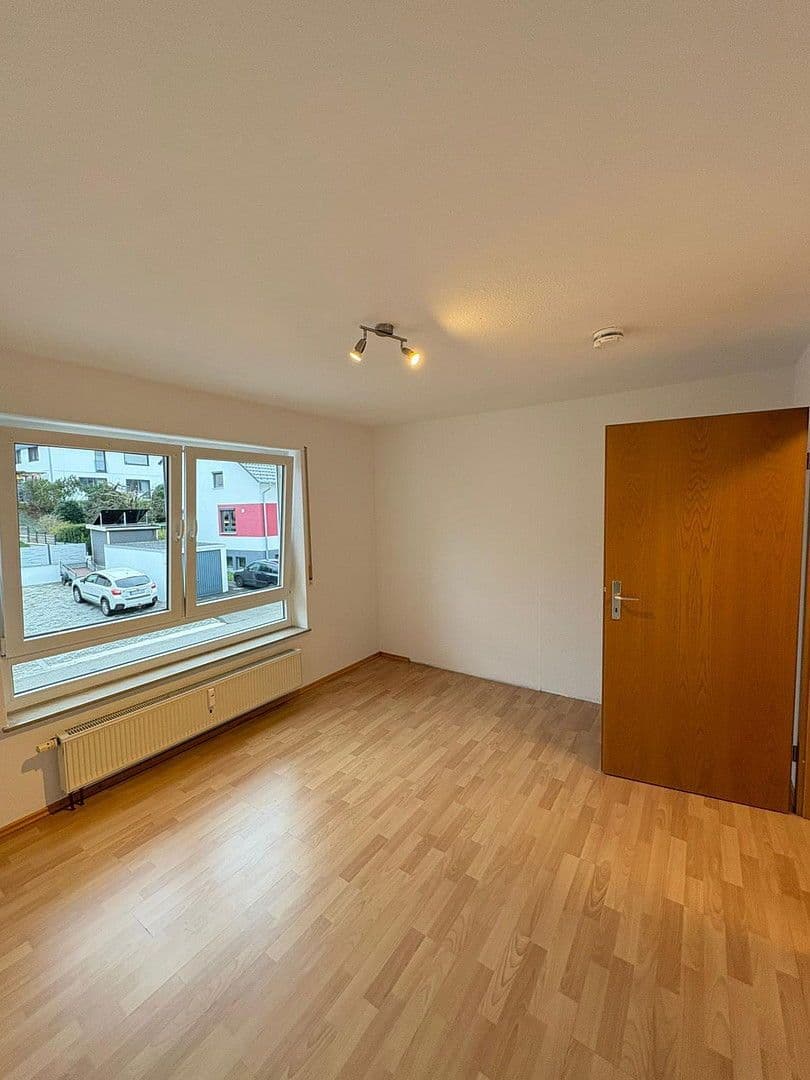 Prenájom bytu 2-izbový 61 m², Schillerstraße 10, Pfullingen, Bádensko-Wurttembersko Prenájom bytu 2-izbový 61 m², Schillerstraße 10, Pfullingen, Bádensko-Wurttembersko
