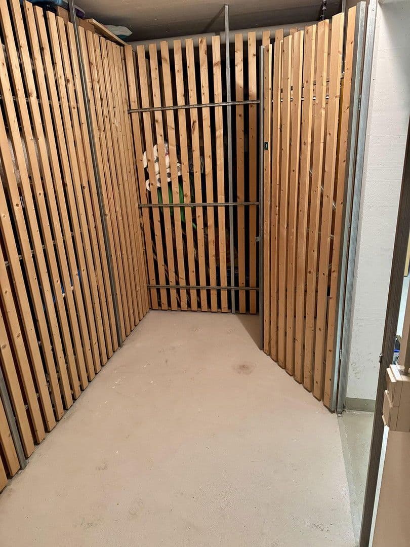 Prenájom bytu 4-izbový 90 m², Köglweg 17, Taufkirchen, Bavorsko Prenájom bytu 4-izbový 90 m², Köglweg 17, Taufkirchen, Bavorsko