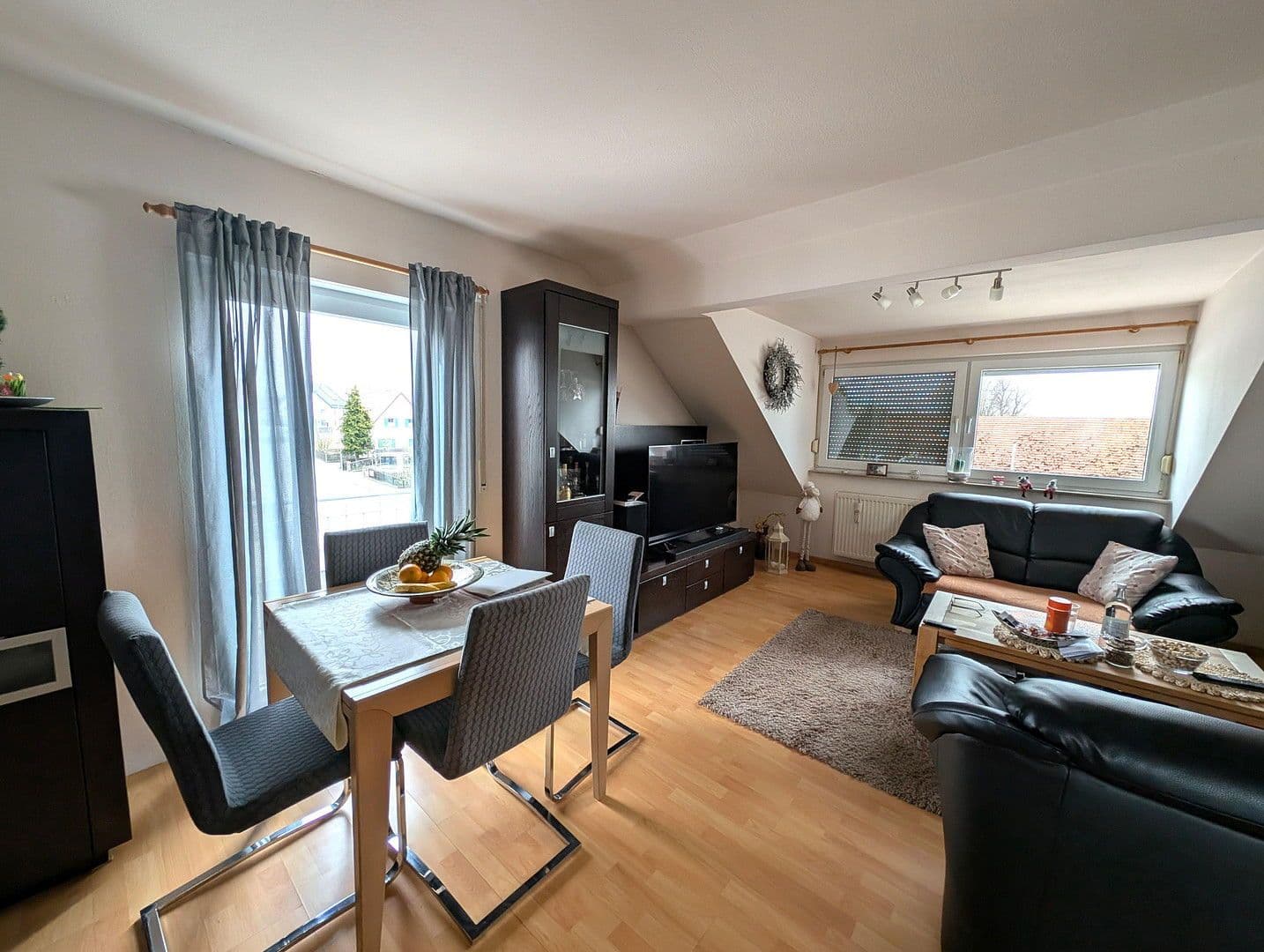 Predaj bytu 2-izbový 69 m², Weißenhorner Straße 9, Bibertal, Bavorsko Predaj bytu 2-izbový 69 m², Weißenhorner Straße 9, Bibertal, Bavorsko