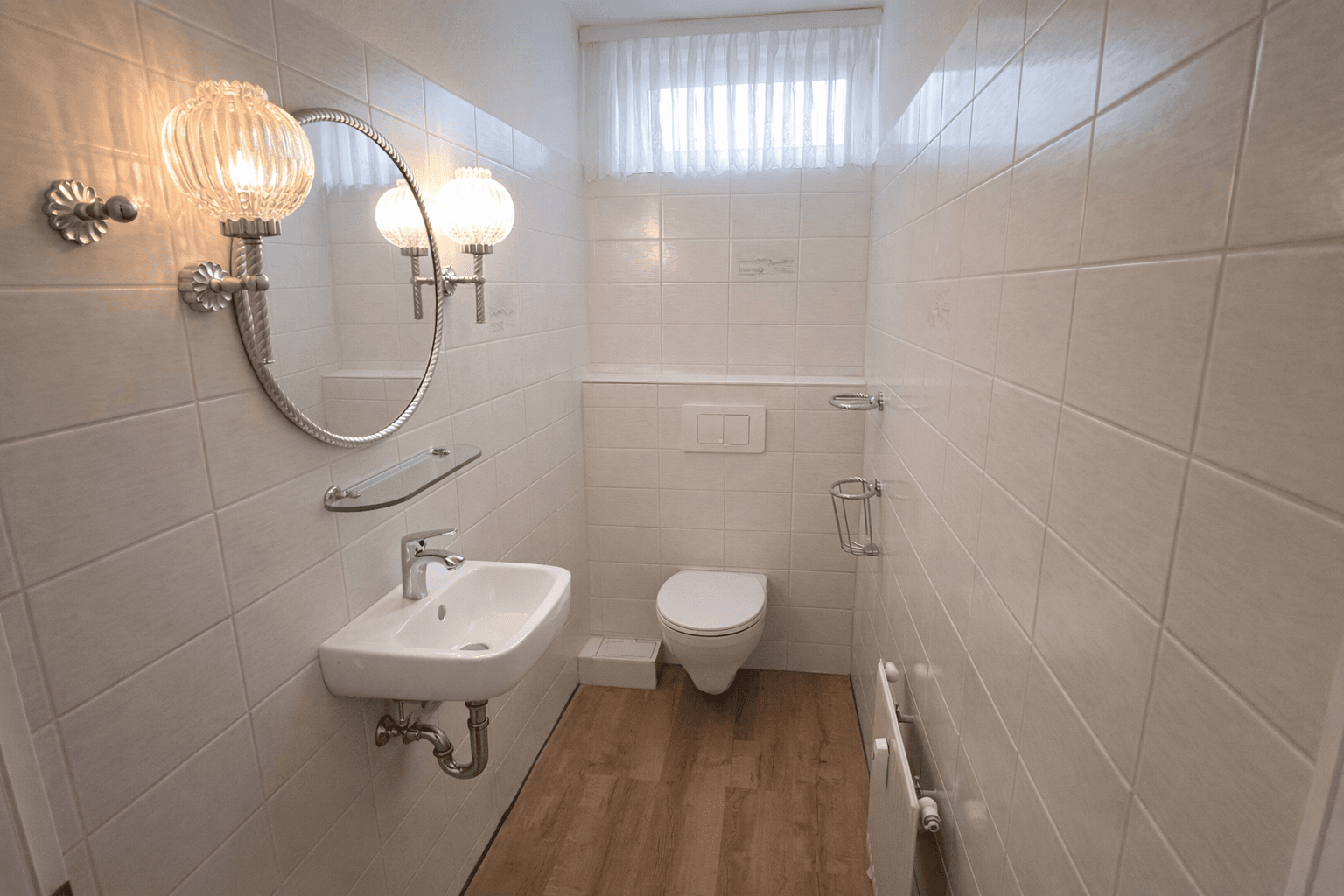 Prenájom bytu 3-izbový 124 m², Friedrichsdorf, Hesensko Prenájom bytu 3-izbový 124 m², Friedrichsdorf, Hesensko