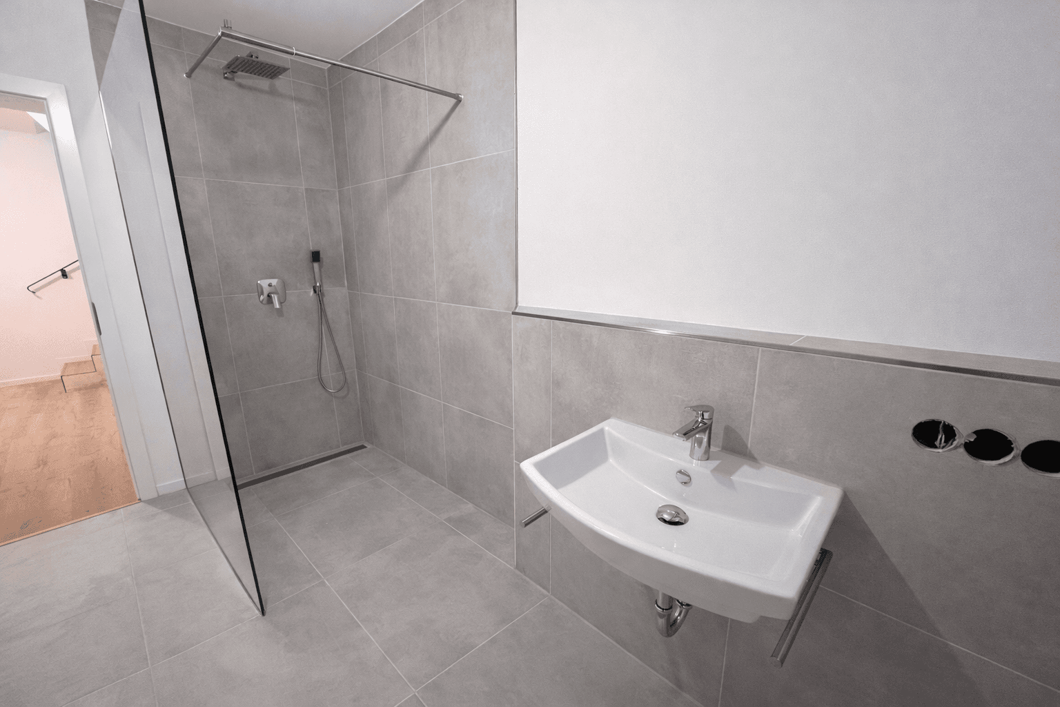 Prenájom bytu 3-izbový 124 m², Friedrichsdorf, Hesensko Prenájom bytu 3-izbový 124 m², Friedrichsdorf, Hesensko