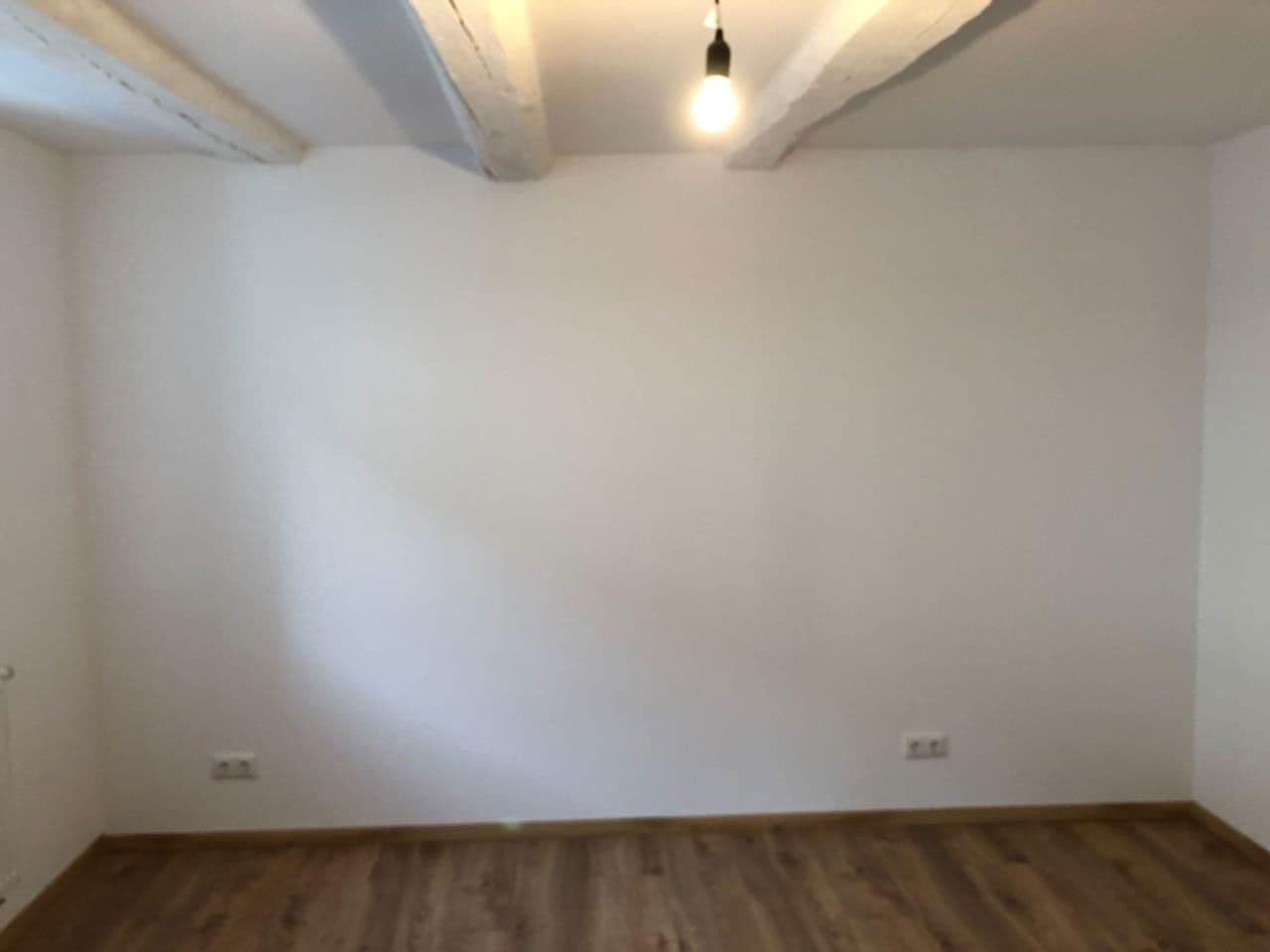 Prenájom domu 110 m², pozemek 125 m², Nürtingen, Bádensko-Wurttembersko Prenájom domu 110 m², pozemek 125 m², Nürtingen, Bádensko-Wurttembersko