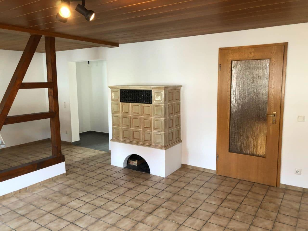 Prenájom domu 110 m², pozemek 125 m², Nürtingen, Bádensko-Wurttembersko Prenájom domu 110 m², pozemek 125 m², Nürtingen, Bádensko-Wurttembersko