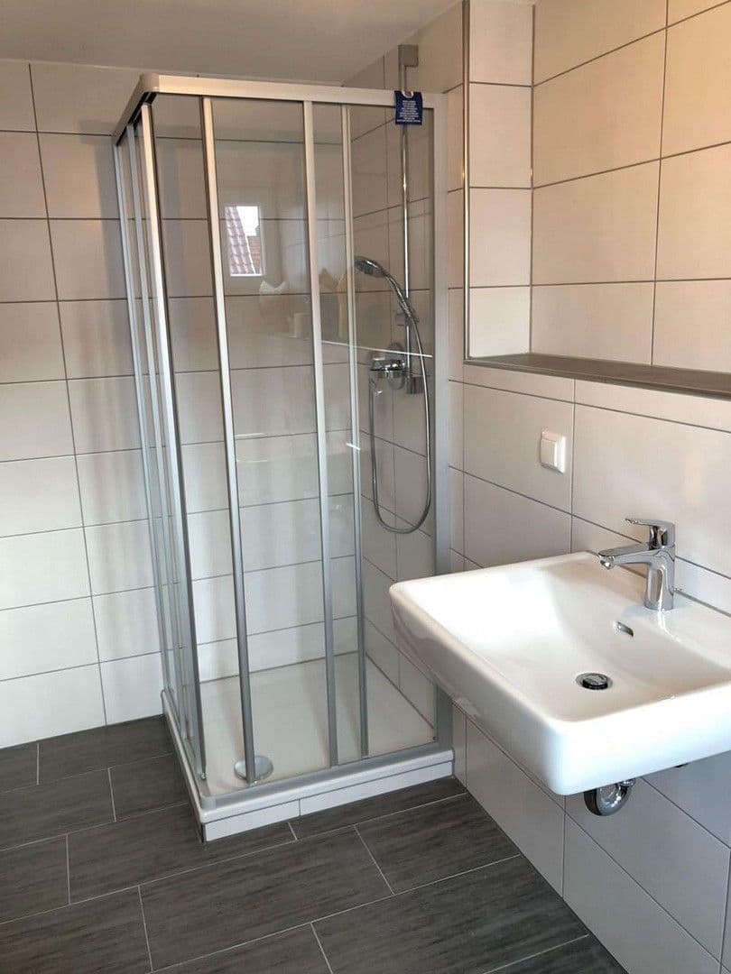 Prenájom domu 110 m², pozemek 125 m², Nürtingen, Bádensko-Wurttembersko Prenájom domu 110 m², pozemek 125 m², Nürtingen, Bádensko-Wurttembersko