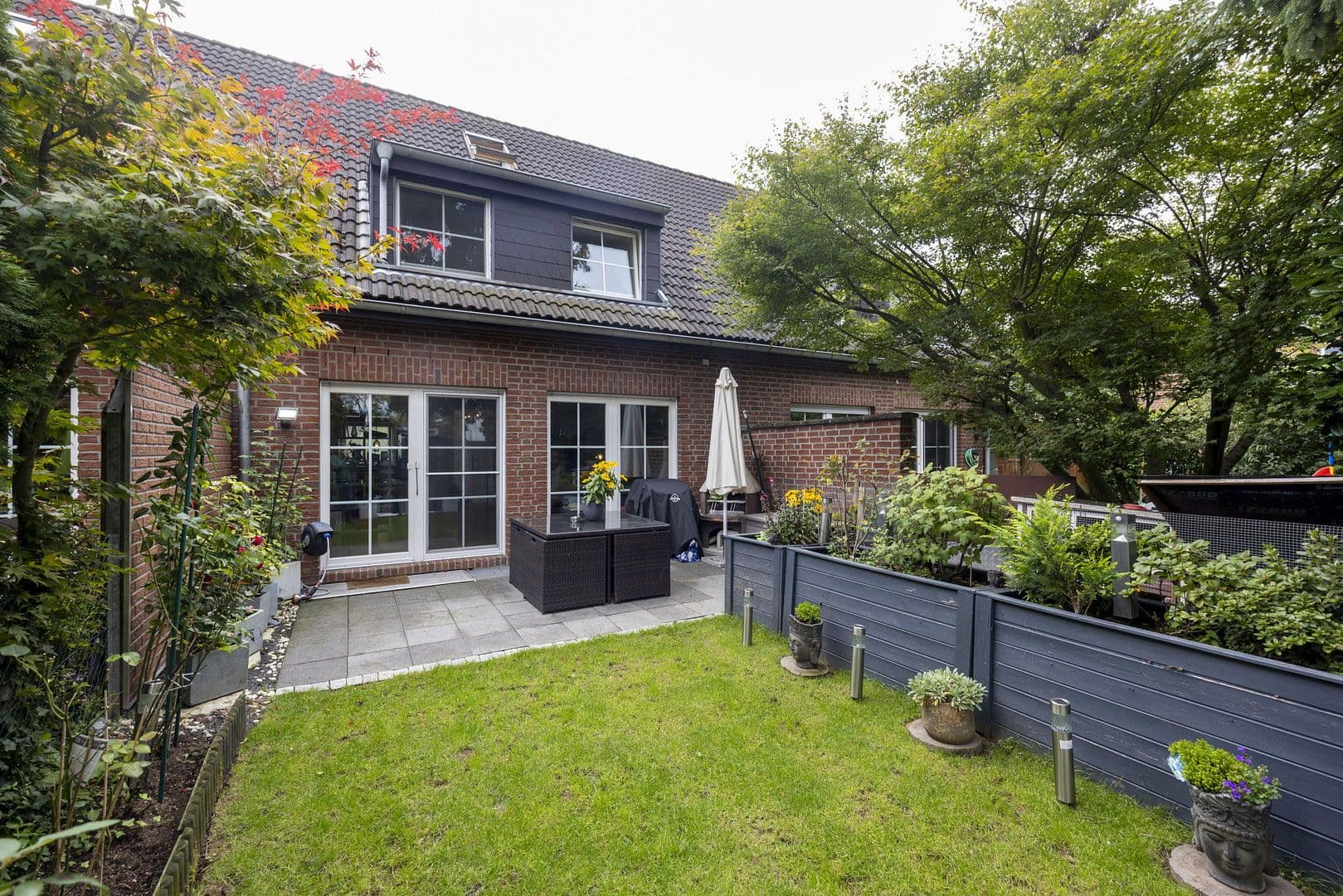 Predaj domu 131 m², pozemek 140 m², Meerbusch, Severné Porýnie - Westfálsko Predaj domu 131 m², pozemek 140 m², Meerbusch, Severné Porýnie - Westfálsko