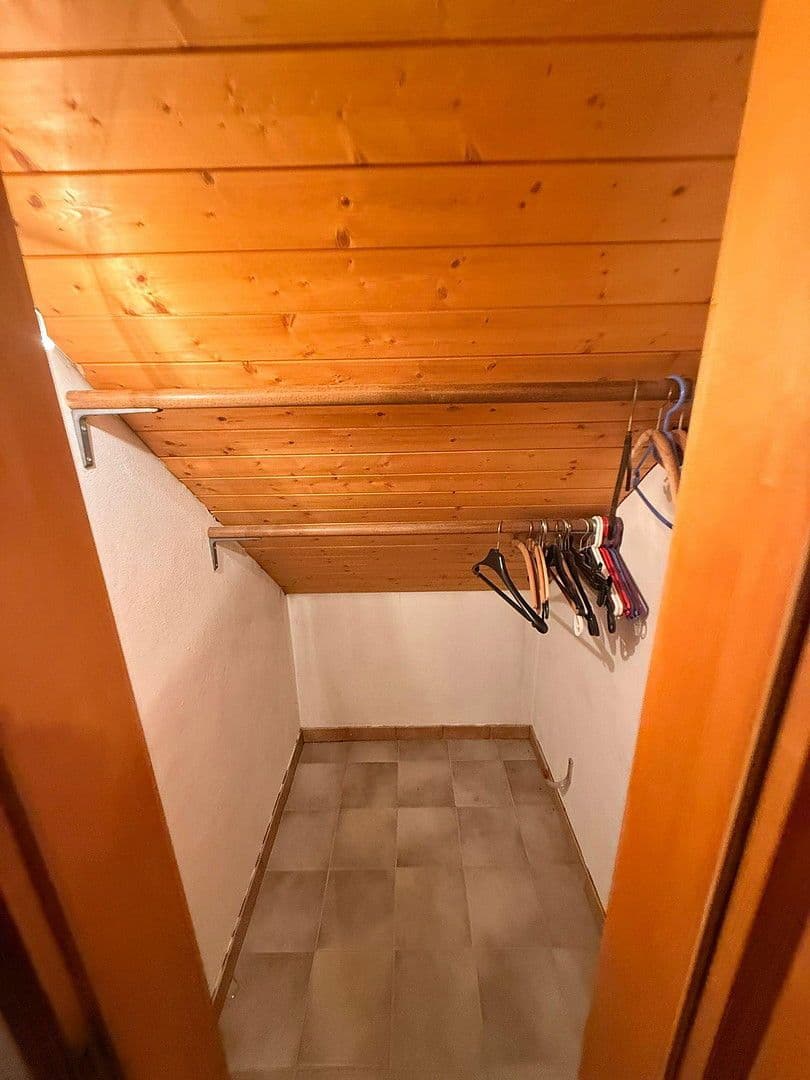 Prenájom domu 100 m², pozemek 250 m², Dorfstraße 6, Neuwied, Porýnie-Falcko Prenájom domu 100 m², pozemek 250 m², Dorfstraße 6, Neuwied, Porýnie-Falcko