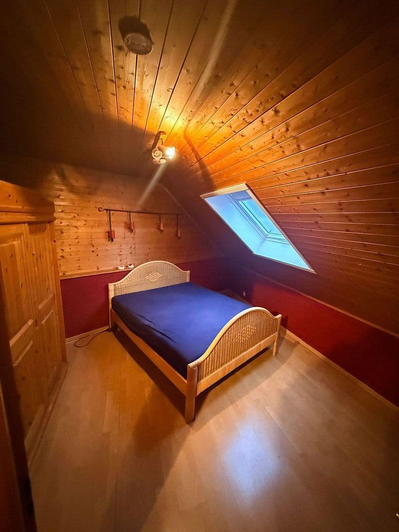 Prenájom domu 100 m², pozemek 250 m², Dorfstraße 6, Neuwied, Porýnie-Falcko Prenájom domu 100 m², pozemek 250 m², Dorfstraße 6, Neuwied, Porýnie-Falcko