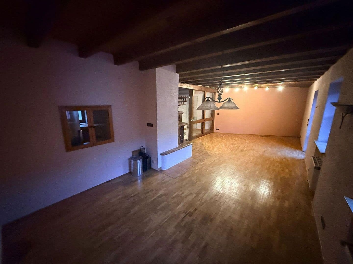 Prenájom domu 100 m², pozemek 250 m², Dorfstraße 6, Neuwied, Porýnie-Falcko Prenájom domu 100 m², pozemek 250 m², Dorfstraße 6, Neuwied, Porýnie-Falcko