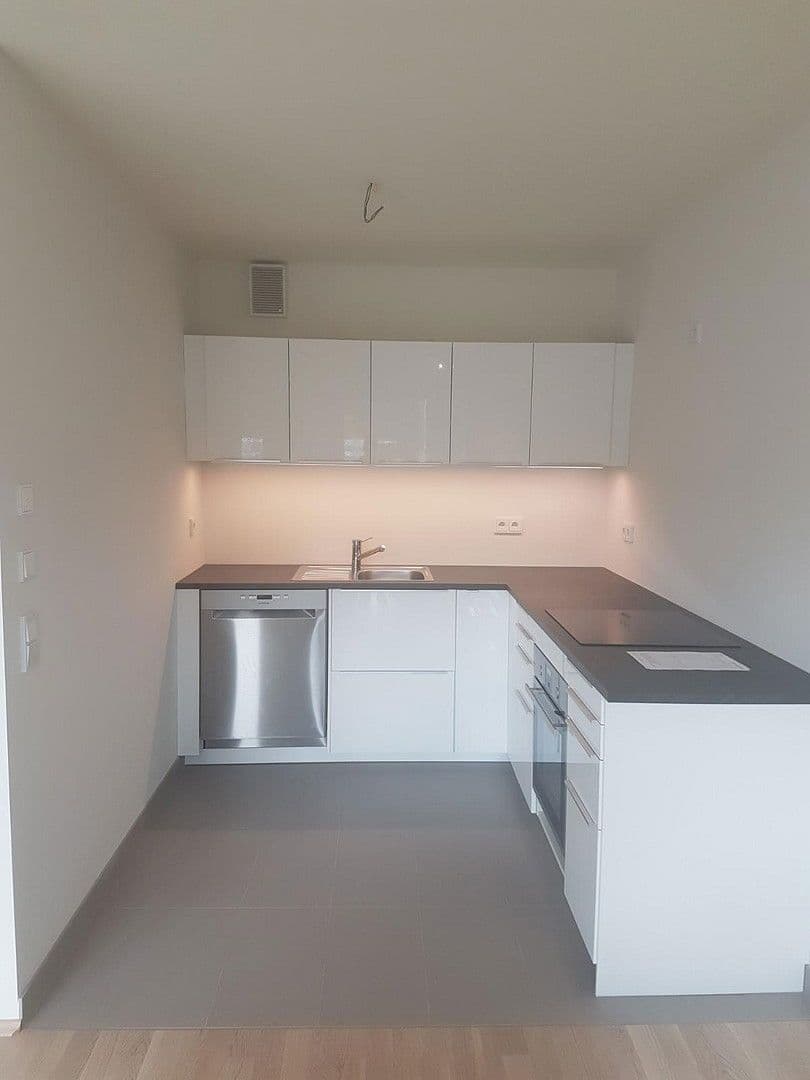 Predaj bytu 3-izbový 79 m², München, Bavorsko Predaj bytu 3-izbový 79 m², München, Bavorsko