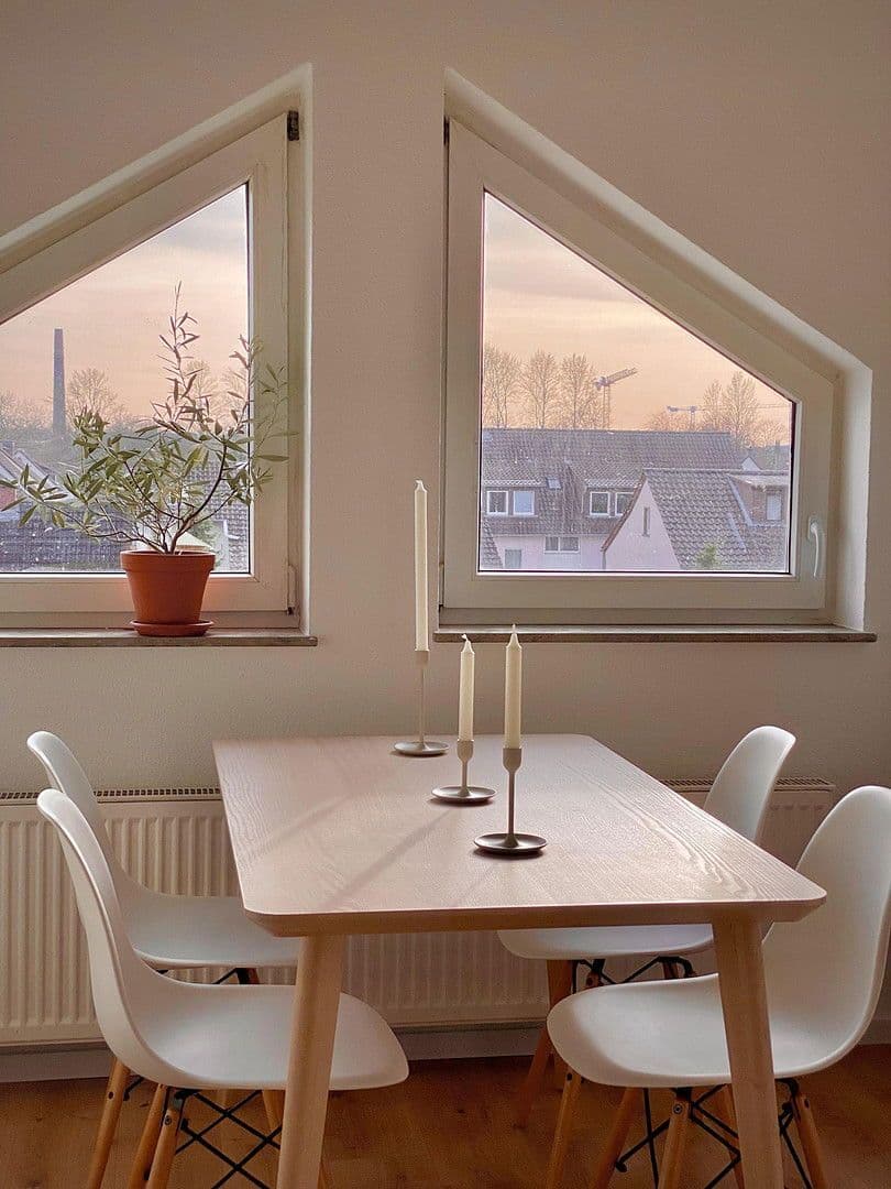 Prenájom bytu 3-izbový 15 m², Hattersheim am Main, Hesensko Prenájom bytu 3-izbový 15 m², Hattersheim am Main, Hesensko