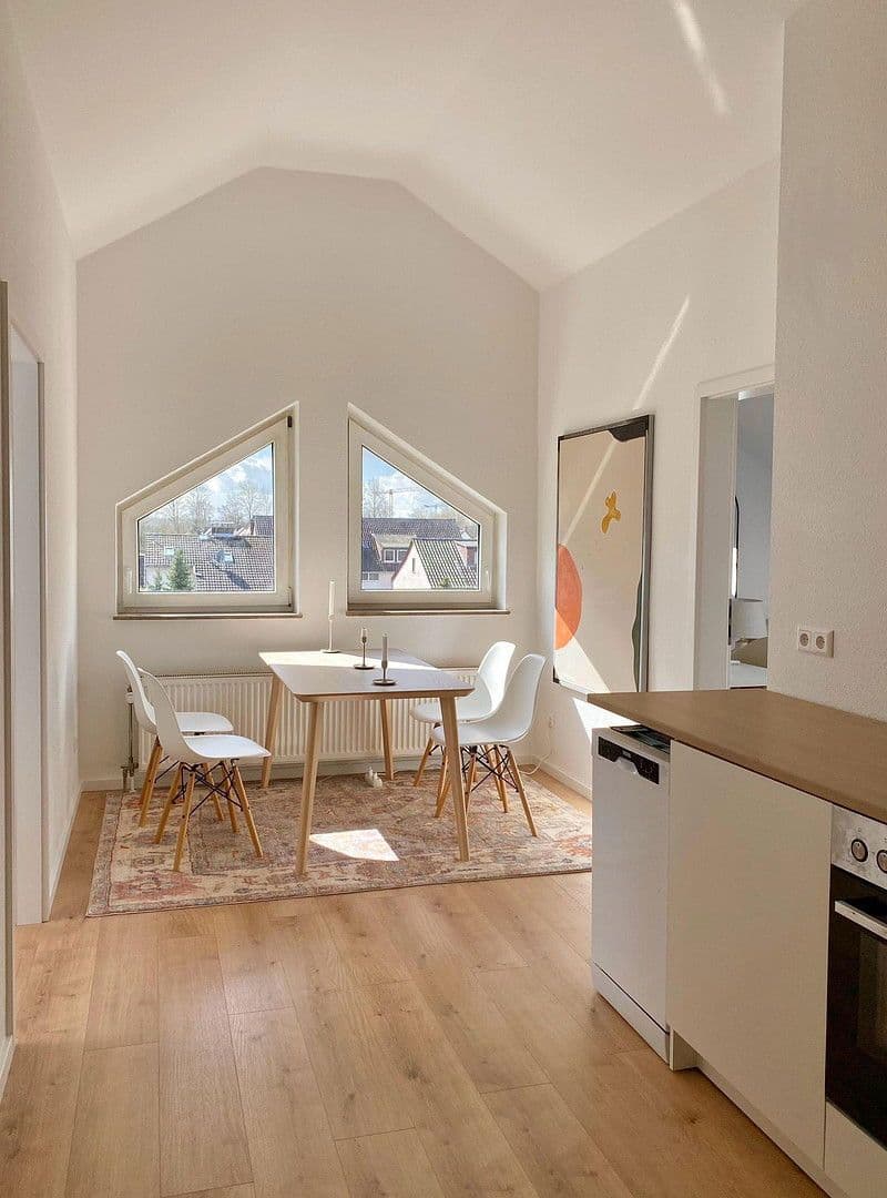 Prenájom bytu 3-izbový 15 m², Hattersheim am Main, Hesensko Prenájom bytu 3-izbový 15 m², Hattersheim am Main, Hesensko