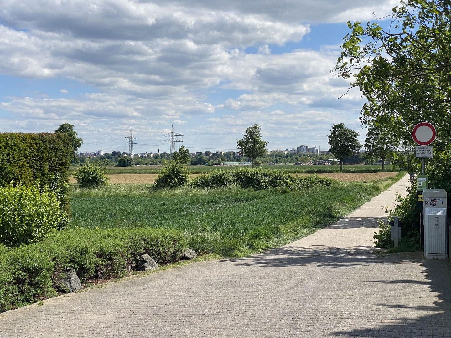 Prenájom bytu 3-izbový 15 m², Hattersheim am Main, Hesensko Prenájom bytu 3-izbový 15 m², Hattersheim am Main, Hesensko