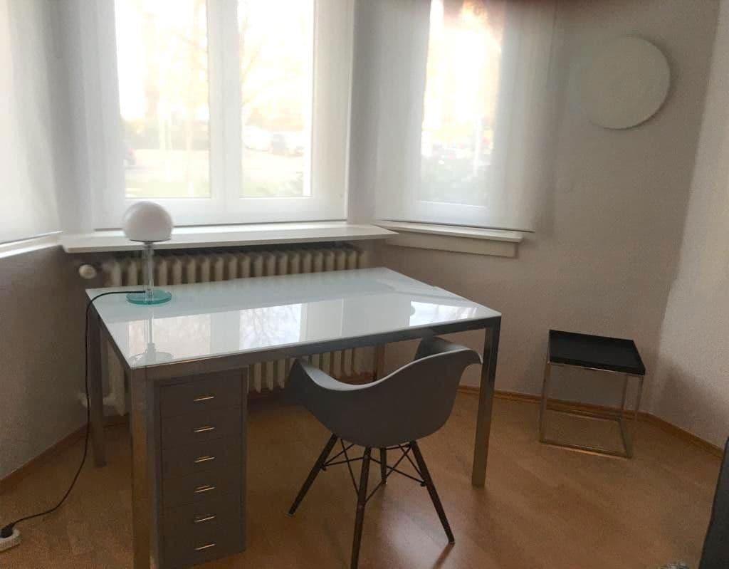 Prenájom bytu 2-izbový 54 m², Frankfurt am Main, Hesensko Prenájom bytu 2-izbový 54 m², Frankfurt am Main, Hesensko