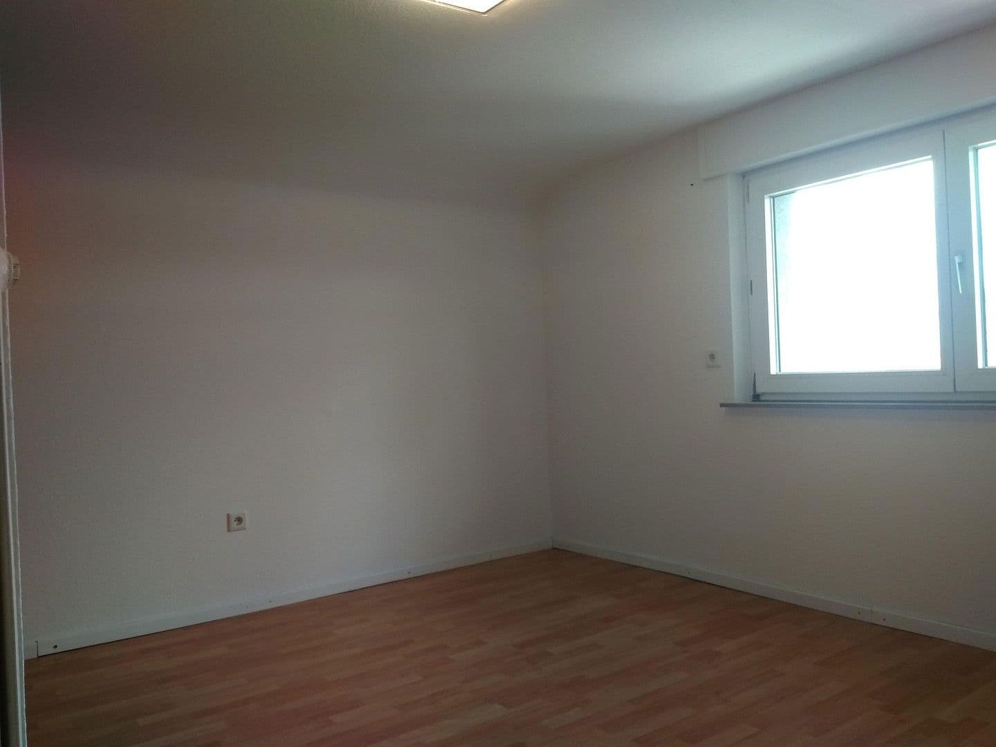 Prenájom bytu 2-izbový 45 m², Bezirksstraße, Alzenau, Bavorsko Prenájom bytu 2-izbový 45 m², Bezirksstraße, Alzenau, Bavorsko