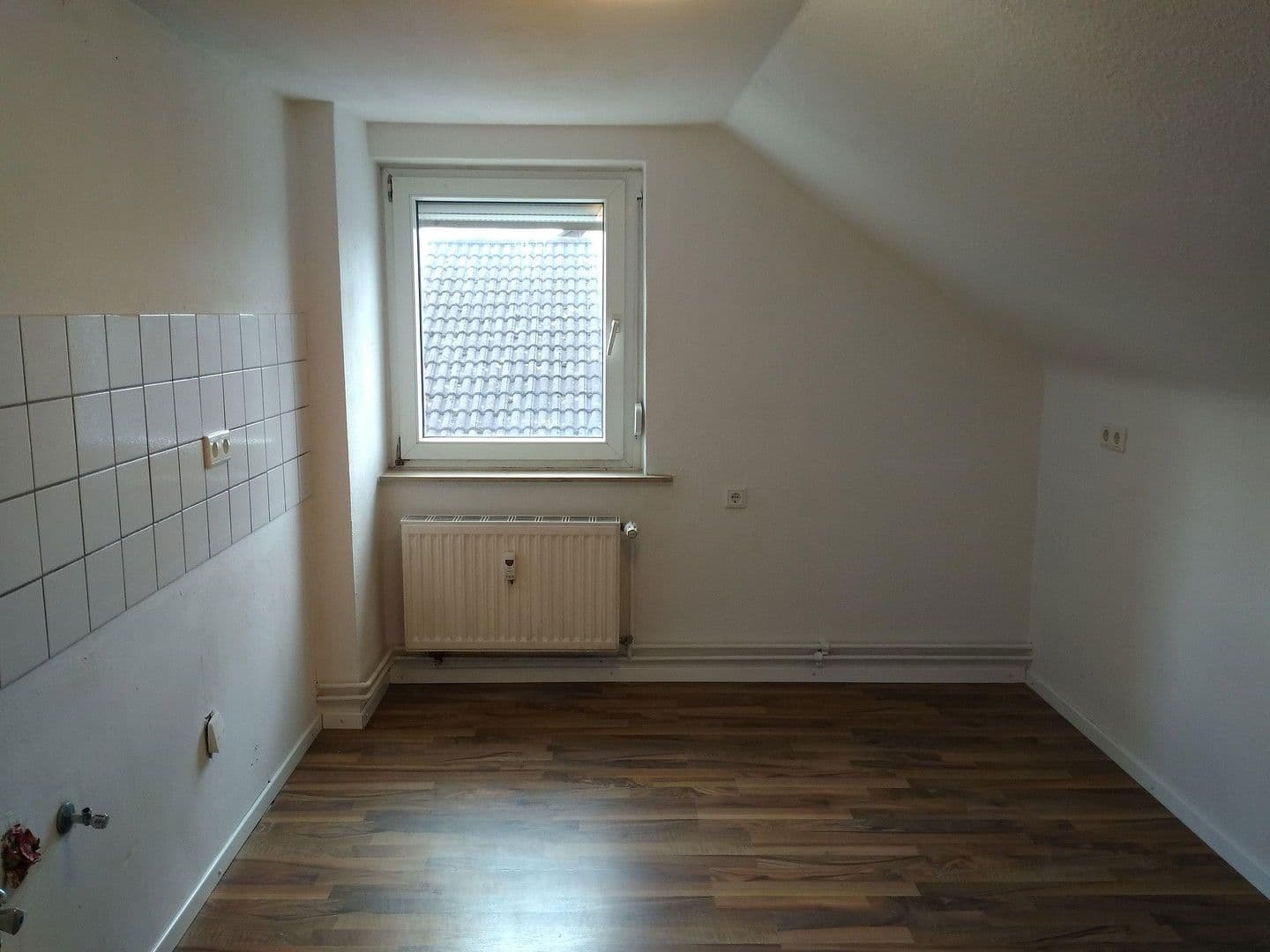 Prenájom bytu 2-izbový 45 m², Bezirksstraße, Alzenau, Bavorsko Prenájom bytu 2-izbový 45 m², Bezirksstraße, Alzenau, Bavorsko