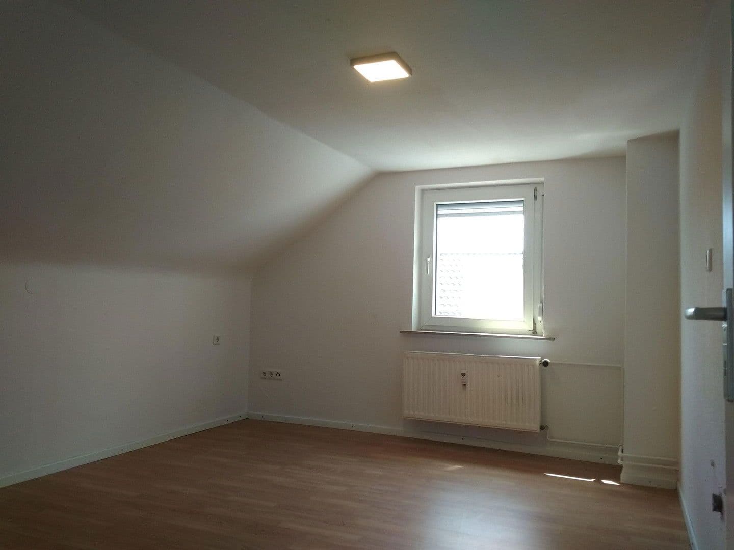 Prenájom bytu 2-izbový 45 m², Bezirksstraße, Alzenau, Bavorsko Prenájom bytu 2-izbový 45 m², Bezirksstraße, Alzenau, Bavorsko
