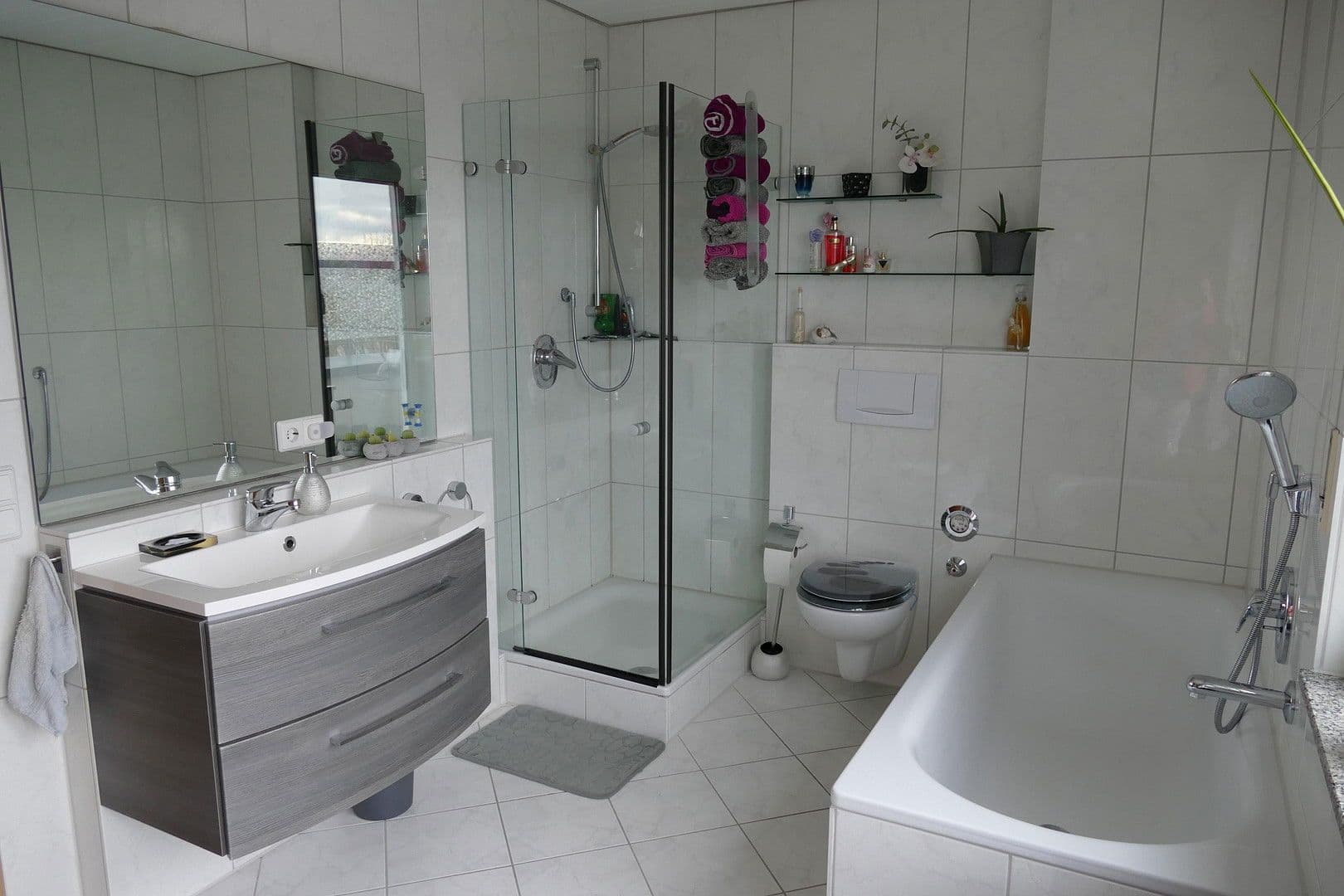 Predaj bytu 4-izbový 114 m², Aichtal, Bádensko-Wurttembersko Predaj bytu 4-izbový 114 m², Aichtal, Bádensko-Wurttembersko