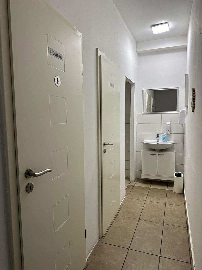 Predaj domu 816 m², pozemek 680 m², Arnstorf, Bavorsko Predaj domu 816 m², pozemek 680 m², Arnstorf, Bavorsko